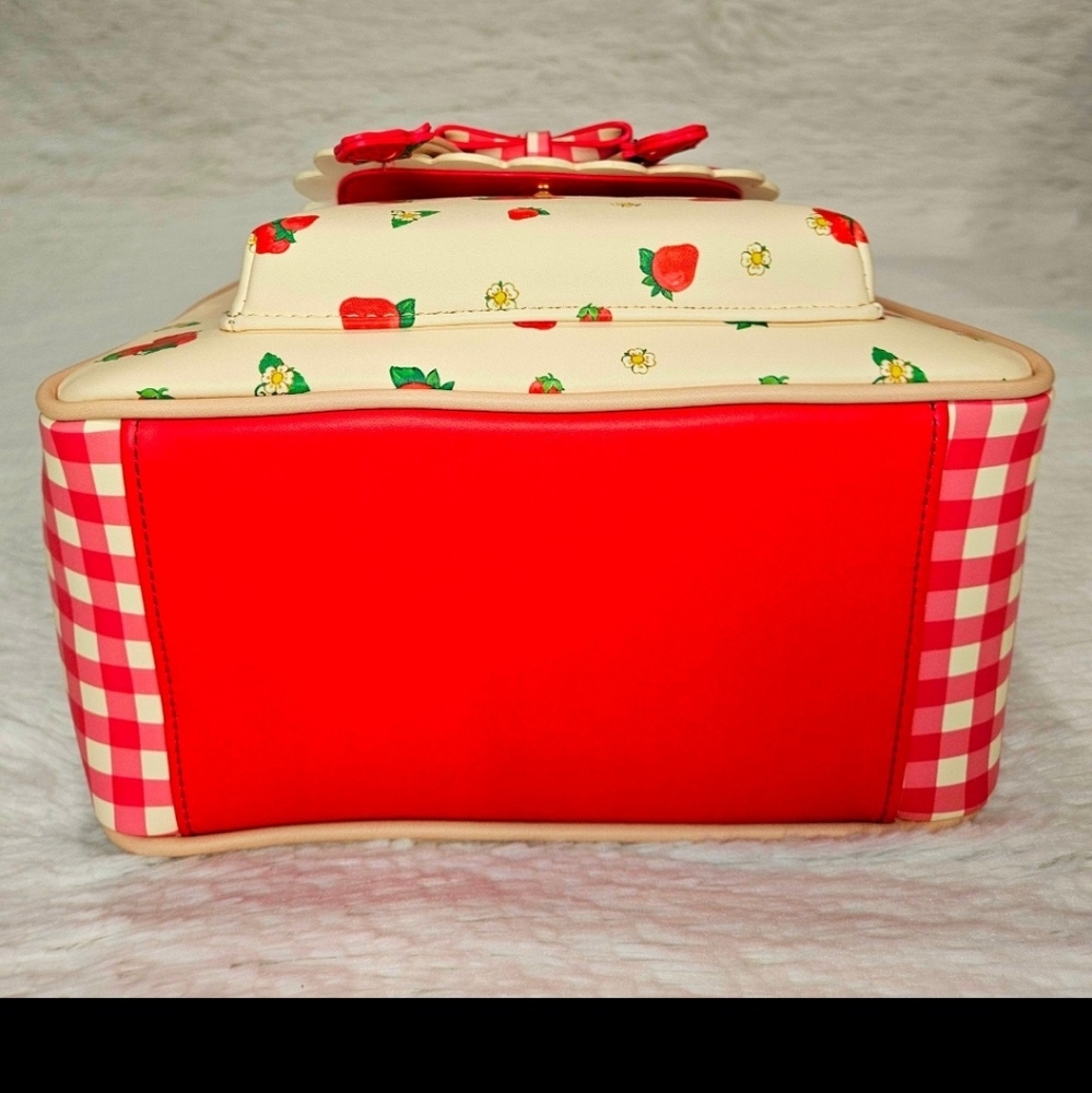Loungefly Strawberry Shortcake Gingham mini Backpack - Picture 5 of 6